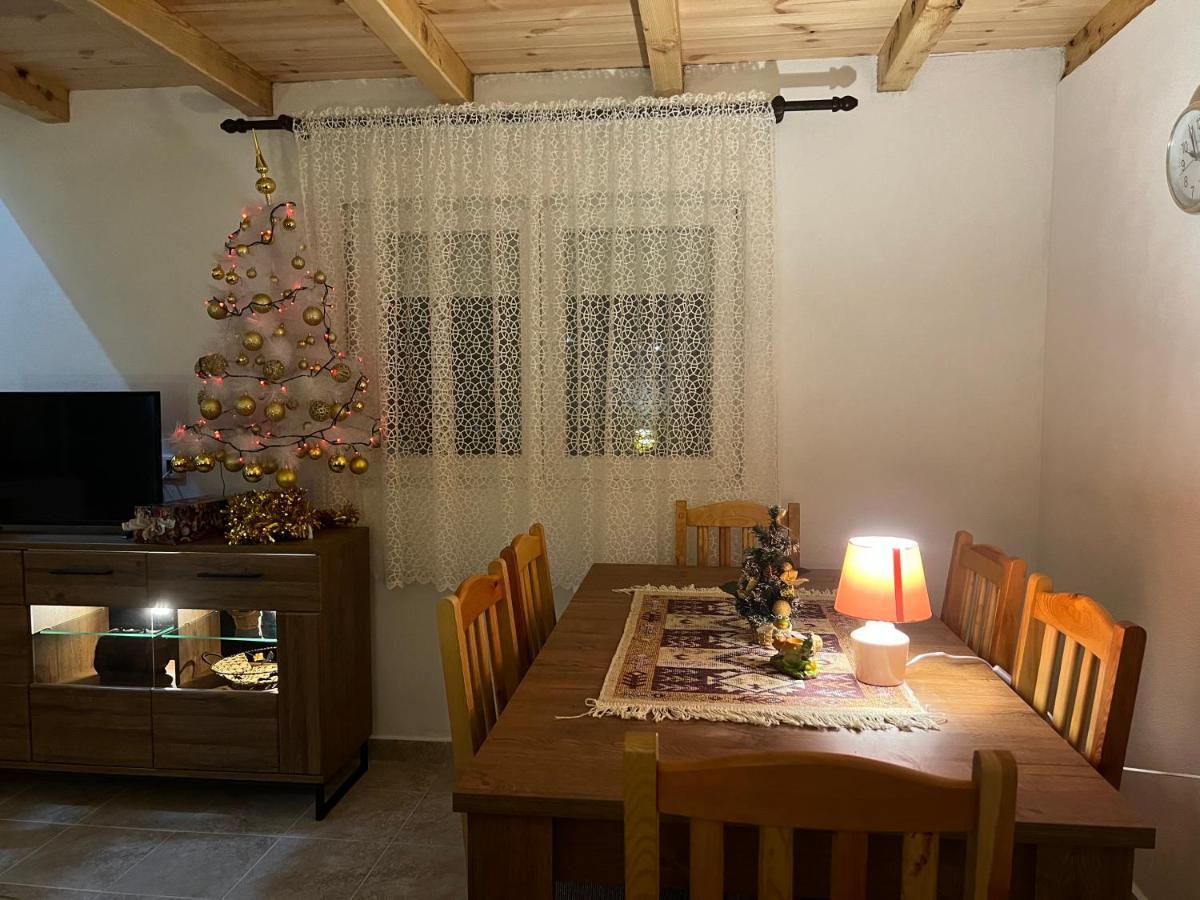 Laf Guest House Kolasin Exterior photo